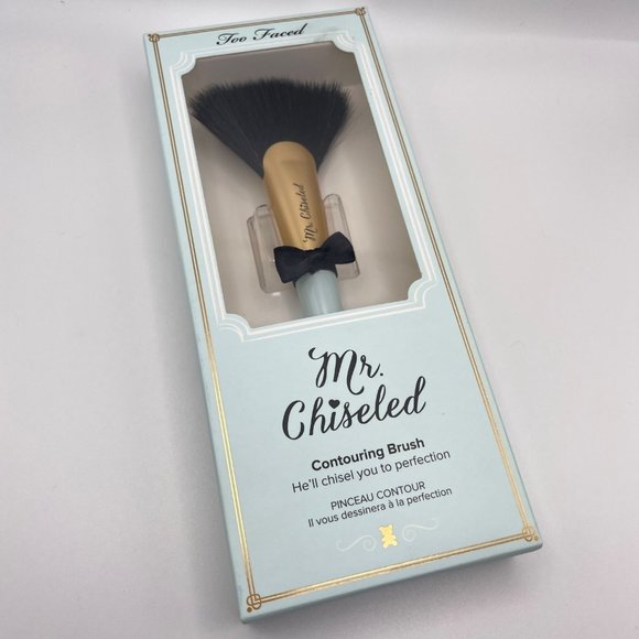 Too Faced Mr. Chiseled Contouring Brush – New In Box - Picture 6 of 6